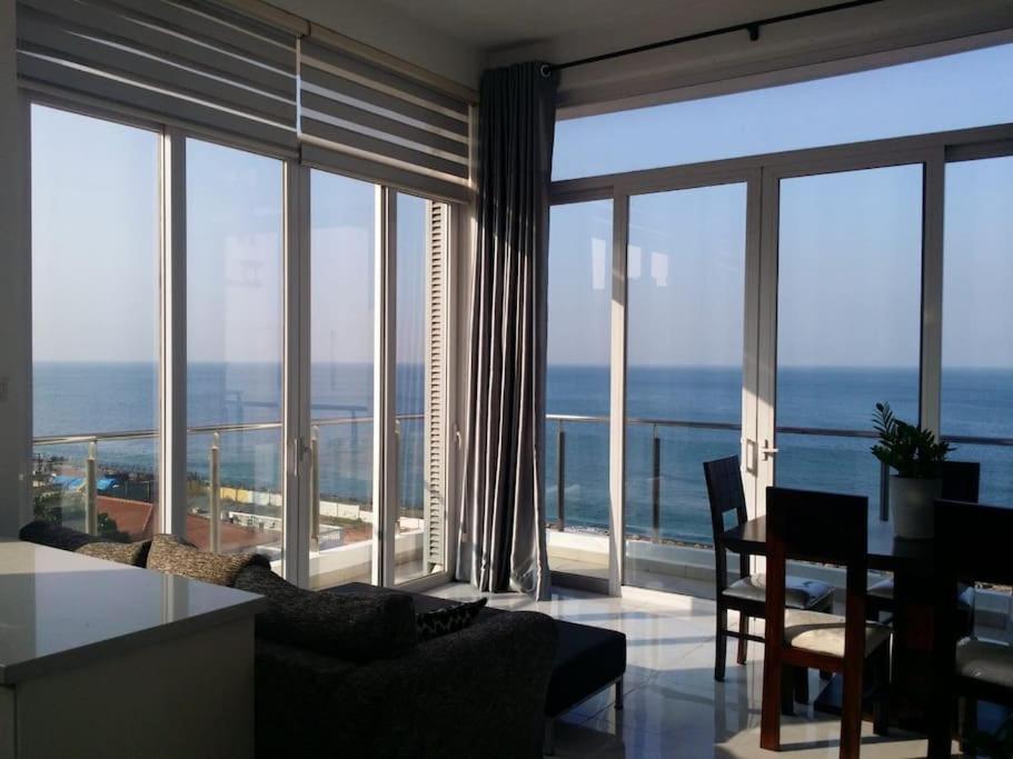Spectacular Sea View 3 Bedrooms Apartment Colombo Luaran gambar